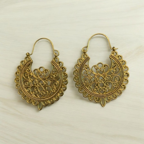 Fashion Jewelry Jewelry - NWT Boho Lightweight Vintage Hippie Drop Dangle Earrings